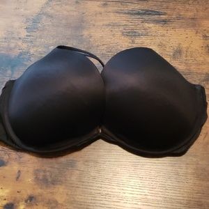 Black Victoria's secret bra